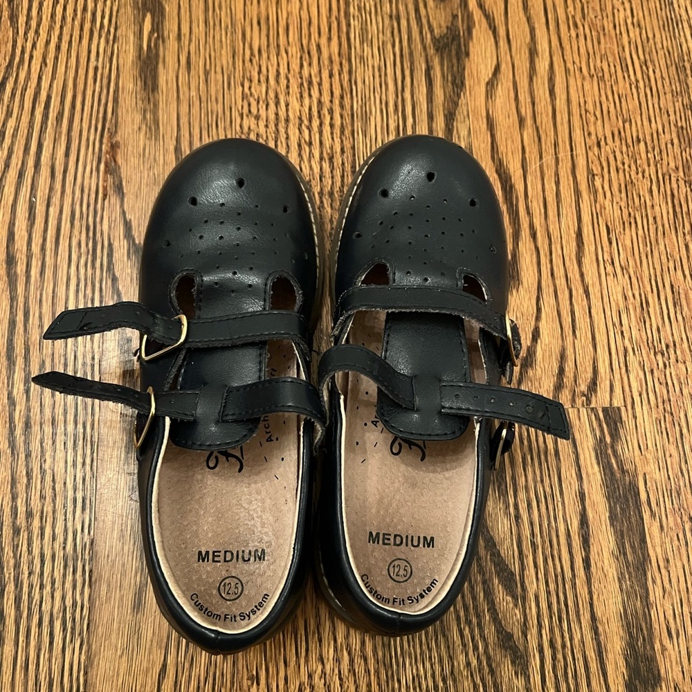 Footmates, navy blue, size 12.5 girls’ shoe
